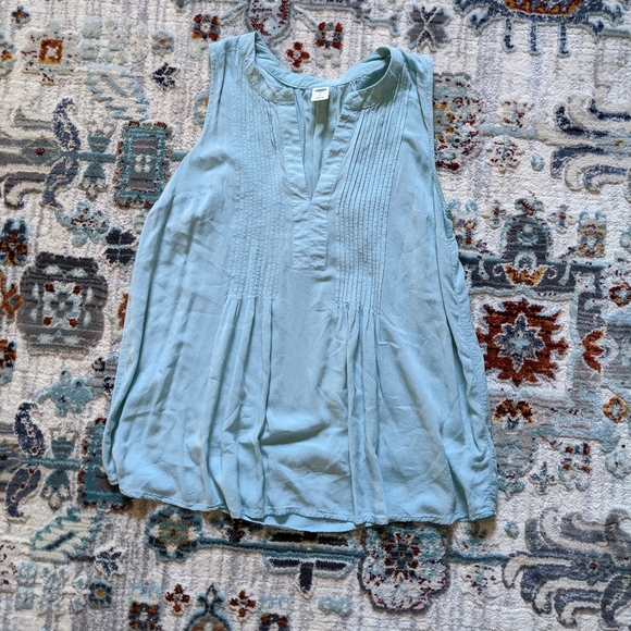 Old Navy Blouse - Picture 1 of 3